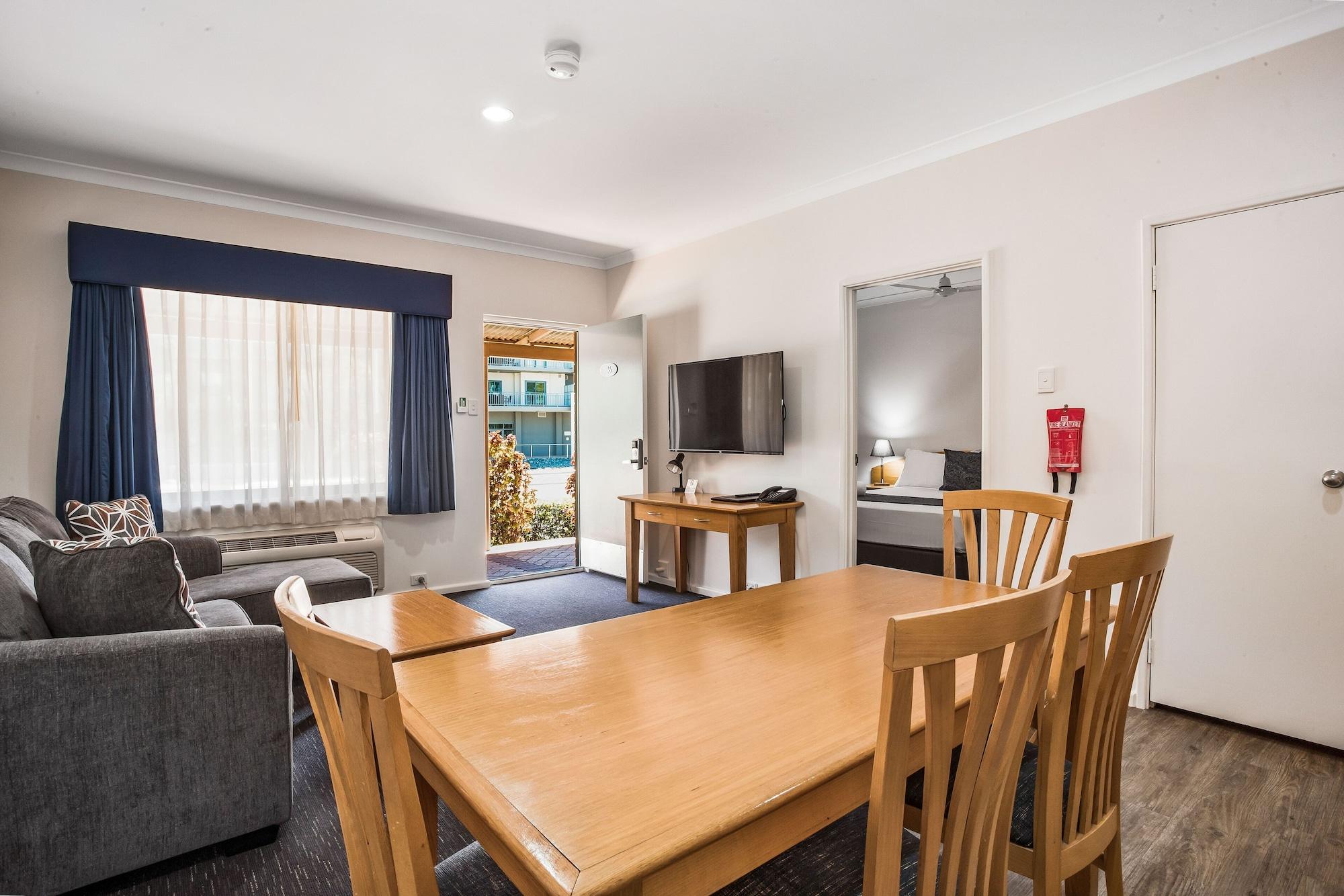 Karratha Central Apartments Екстериор снимка